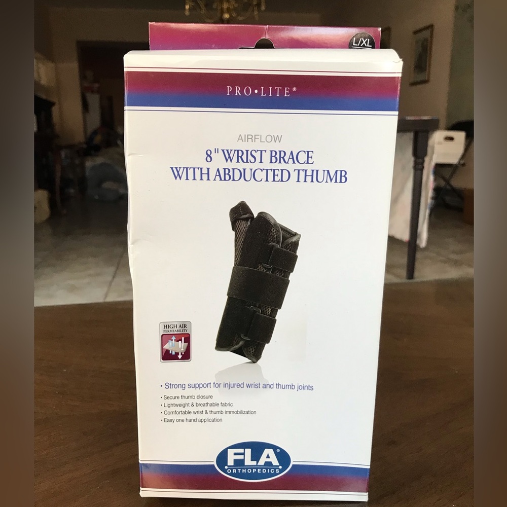 Florida Orthopedics Prolite 8" Wrist Brace with Abducted Thumb: L/XL Left